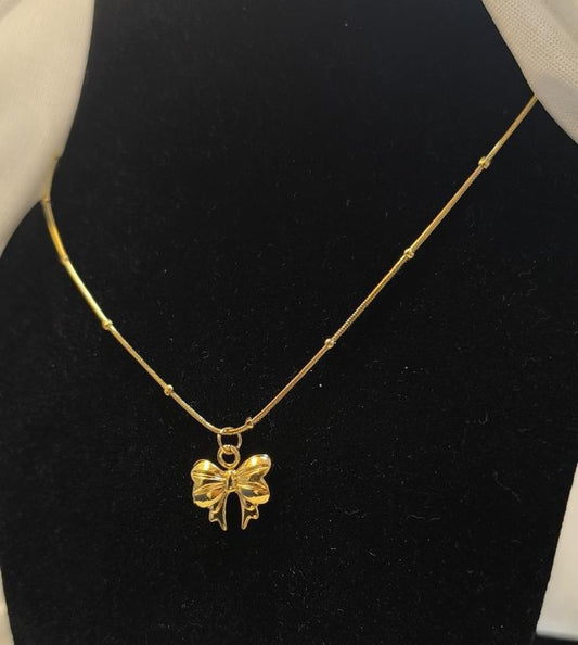 Zainif Playful Bow Necklace