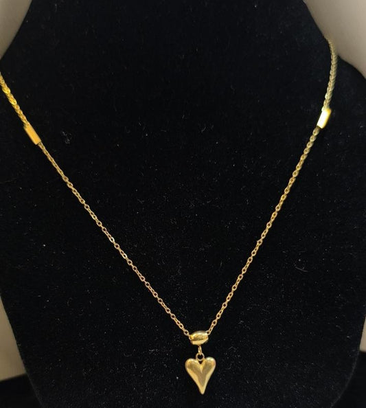 Zainif Whispering Heart Necklace